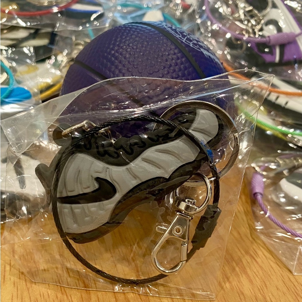 🏀🏀Basketball Sneaker 🏀🏀 Sneaker Head👟👟 Sneaker Keychain Set